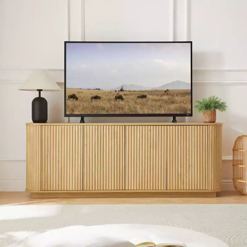 Mobile credenza a righe verticali Nero / Naturale / Noce – 4 ante, Montaggio con 1 persona
