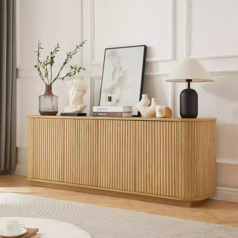 Mobile credenza a righe verticali Nero / Naturale / Noce – 4 ante, Montaggio con 1 persona