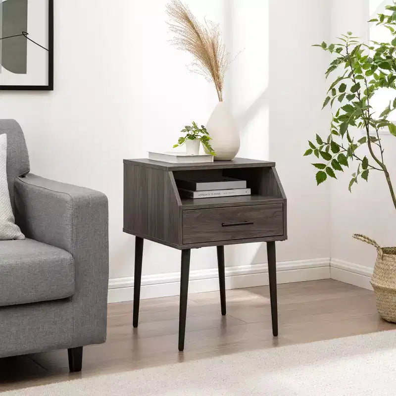 Comodino moderno grigio con cassetto e ripiano aperto, per 1