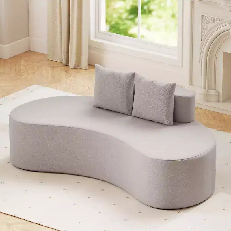 Divano a 2 posti Costway da 78,5" curvo rivestito in tessuto con 2 comodi cuscini e schienale basso, beige/grigio